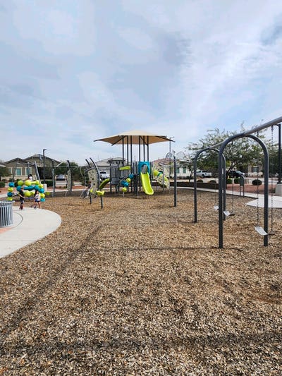 Rooms available  Main Photo