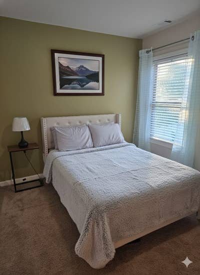 One bedroom with private bathroom  Main Photo