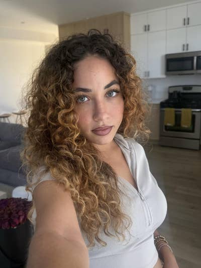 I am a professional and student female aged 2... Main Photo