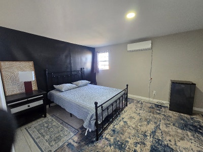 Weekly Rental $_private BR Main Photo