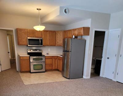 *2nd Floor 1 Bedroom Apartment Main Photo