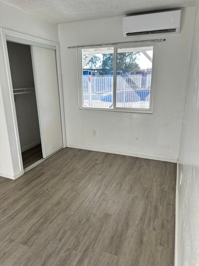 Fontana Cozy room for rent $900 monthly Main Photo