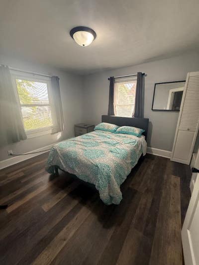 Private Furnished Bedroom in a 3Bed Home near Eas Main Photo