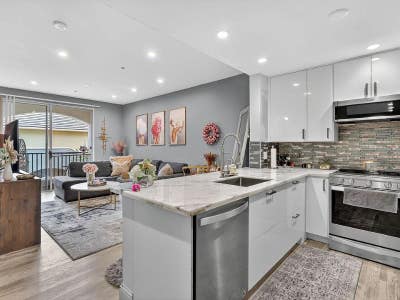 Welcome to this beautifully designed _BR, Main Photo