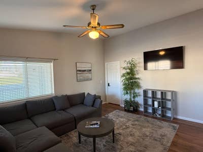 Large culdesac Mesa Home, on Golf Course. Close to Main Photo