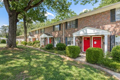 Charming 1BRBA Apartment with Pool Access in Decat Main Photo