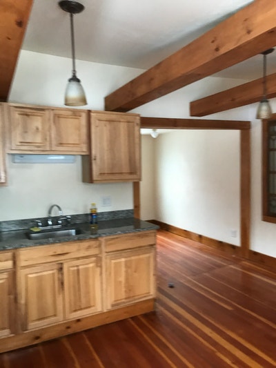 River frontage Federal BR second floor apt with la Main Photo