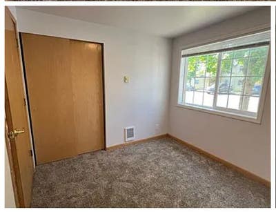  0000 Horton M Room 1 March Bellingham WA Main Photo