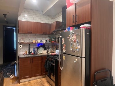 Room available in Bushwick  Main Photo