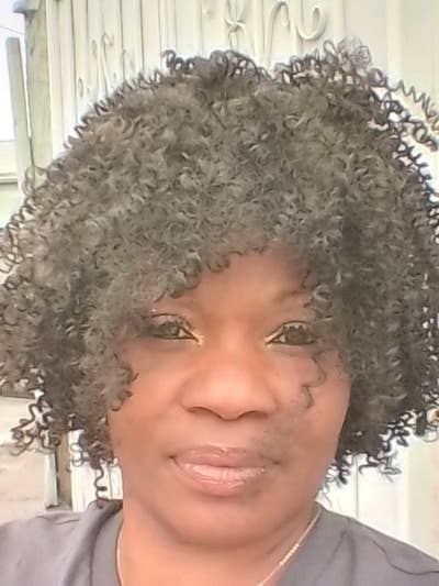 Female, 48, $750 Budget, Ready to Move Main Photo