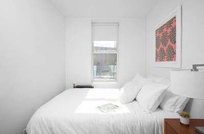 Apt close to transportation! Main Photo