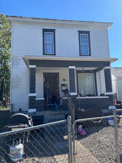 Charming 2BR BA Multi_Family Unit in Prime Louisv Main Photo