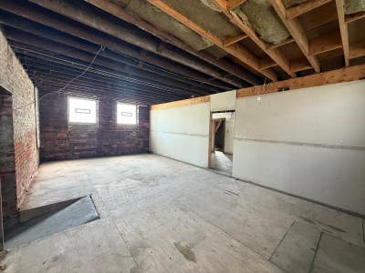 Lower_Level 3,000 SF Flex  Warehouse Space_Prime  Main Photo