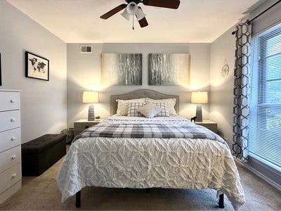 Room for a Lady in Farmers Branch, TX Main Photo