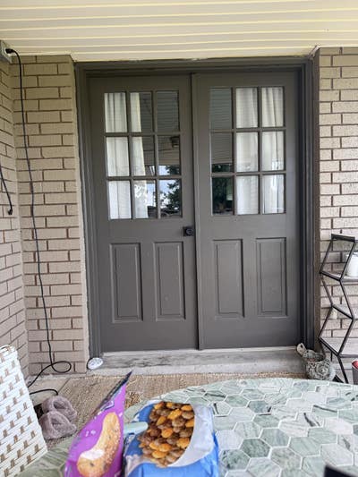 Clean and modern home, Spanish speaking owner Main Photo