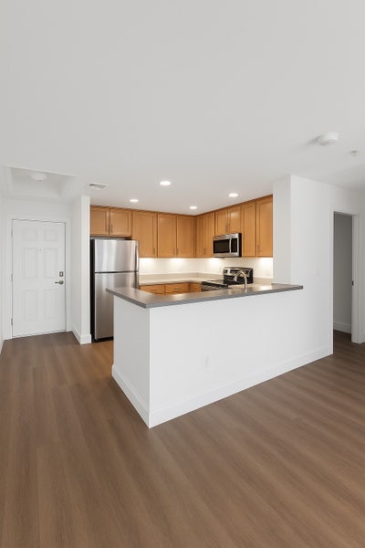 Looking for LA Roommate Main Photo