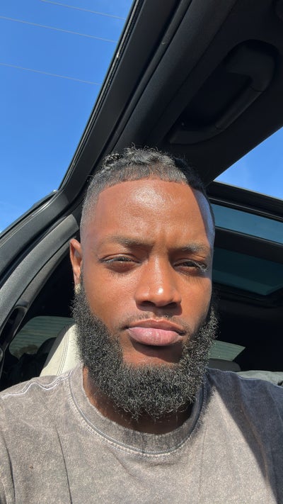 Male student, 28, $800 budget, move in soon Main Photo