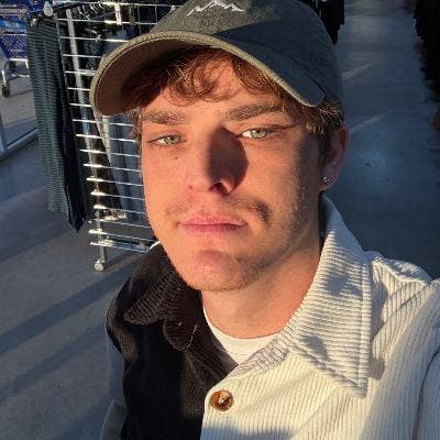 28 year old Male seeks a small or large room Main Photo