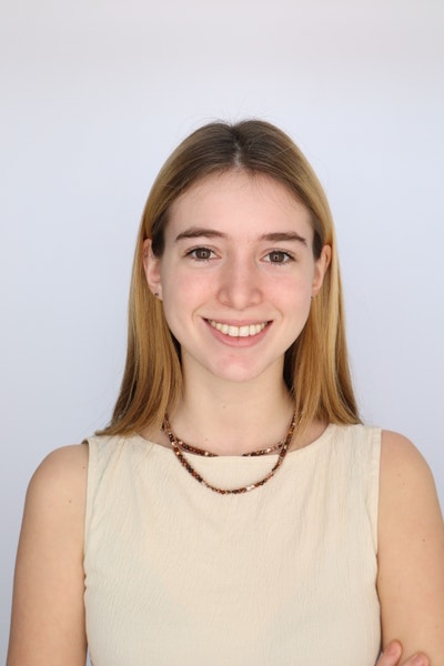 Female, 21, Wants Room, $1000, June 2026 Main Photo