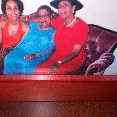 Looking for a large room for rent. Main Photo