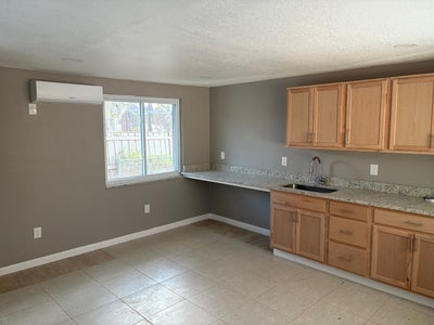 Room w/ private bath, furnished 5 mins from DT ORL Main Photo