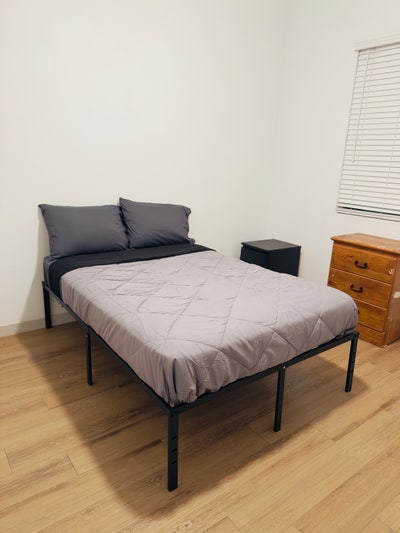 Open room Main Photo