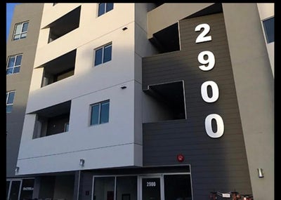 Private Master bedroom/bathroom Luxury Apartment  Main Photo