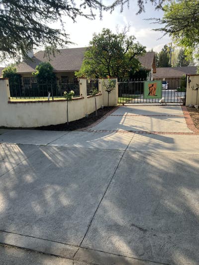 Large Furnished Private Bath  Main Photo