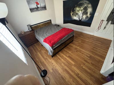 2 Rooms X Large Master Bedroom & Bigger Standard  Main Photo