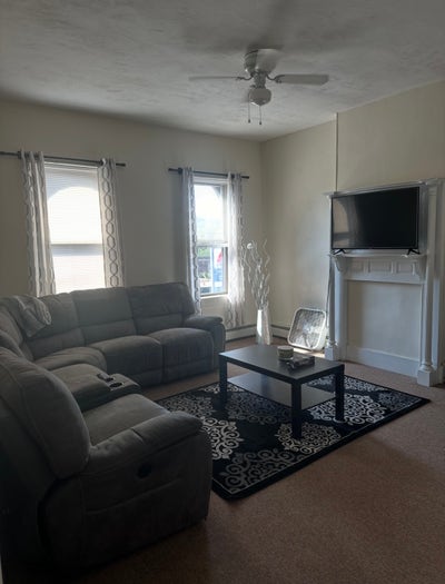 Looking for 3Rd Roommate !!!  Main Photo