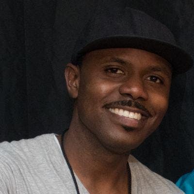 Professional Male seeks a small or large room Main Photo