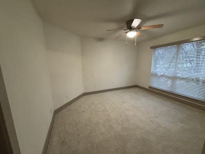 Room for rent near greenbelt! Main Photo