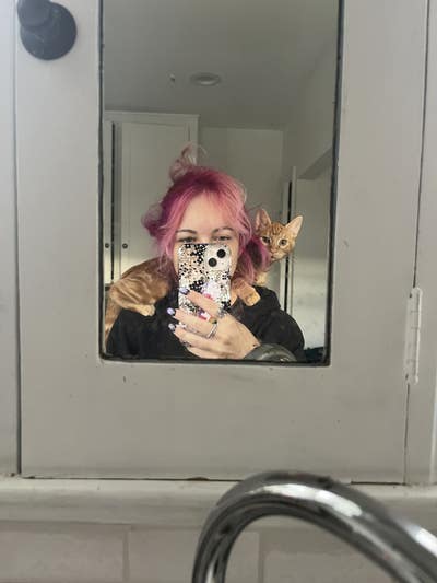 I am a professional female aged 29. I am avai... Main Photo