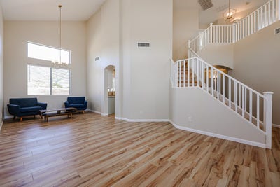 Looking for Roommates to share big house Main Photo