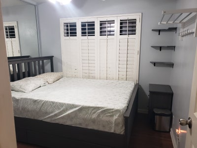 Private room in cozy three bedroom condo  Main Photo