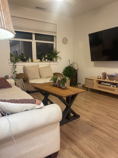 High end - comfy - private Main Photo