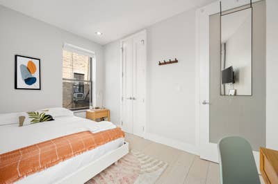 Lower east side beauty!! Main Photo