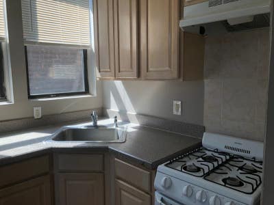 **West New York Bed Bathno Broker Fee!!! Main Photo