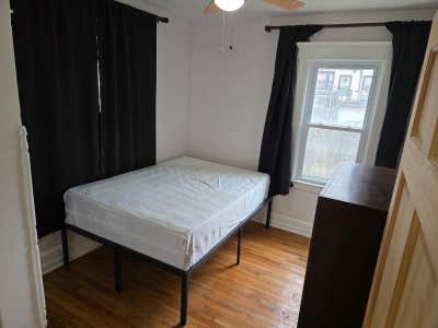 Secured Peaceful 1st Floor Room Utilities Included Main Photo