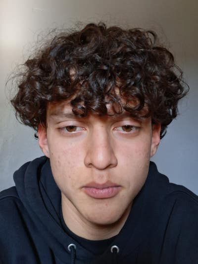 I'm a 19M, Budget $500, Move in ASAP Main Photo