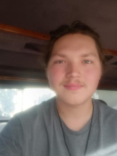 $1000 Budget, 19 Year Old, Ready To Move Main Photo