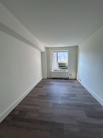 Lower East Side Roommates Needed !  Main Photo
