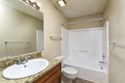 1 bed, 1 bath for rent in Charleston SC Main Photo