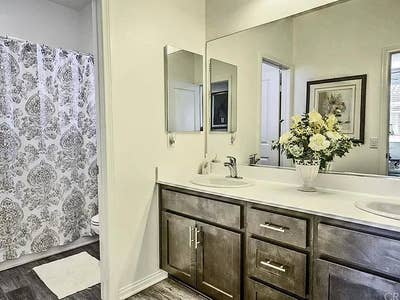 Rooms for rent Santa Clarita Main Photo