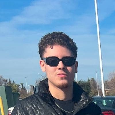 Looking for a Room.  Main Photo