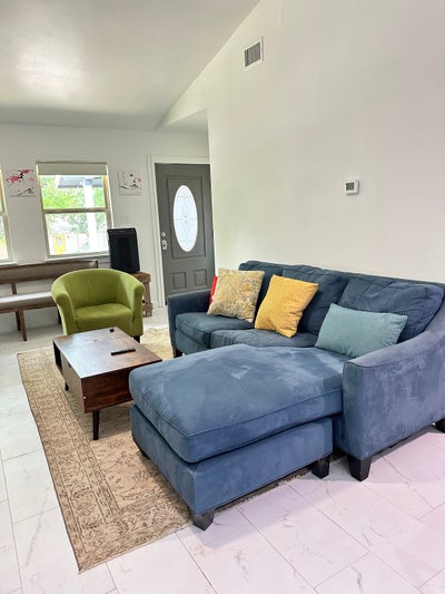 4 Bedroom 2 Bathroom in East Austin Main Photo