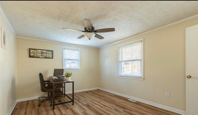 Large Room for Rent in 3 Bedroom Home Main Photo