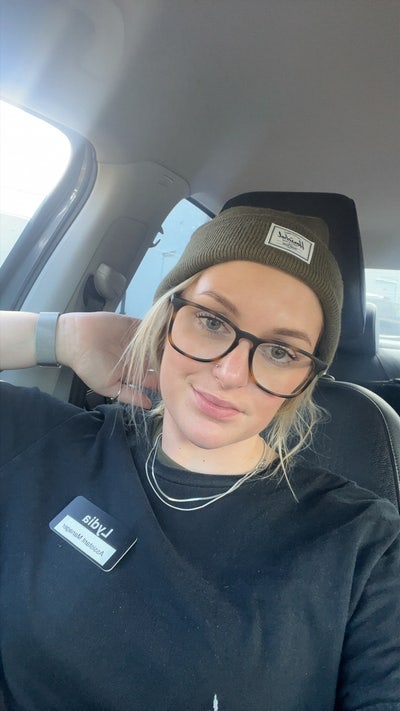 Room wanted in 23454 Main Photo