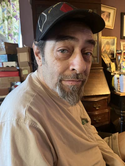 Room wanted in Houston Main Photo