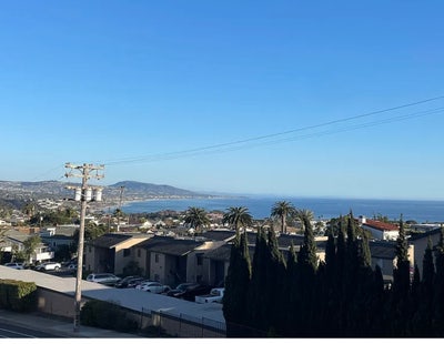 Private Room with Own Bathroom in Gated Community Main Photo